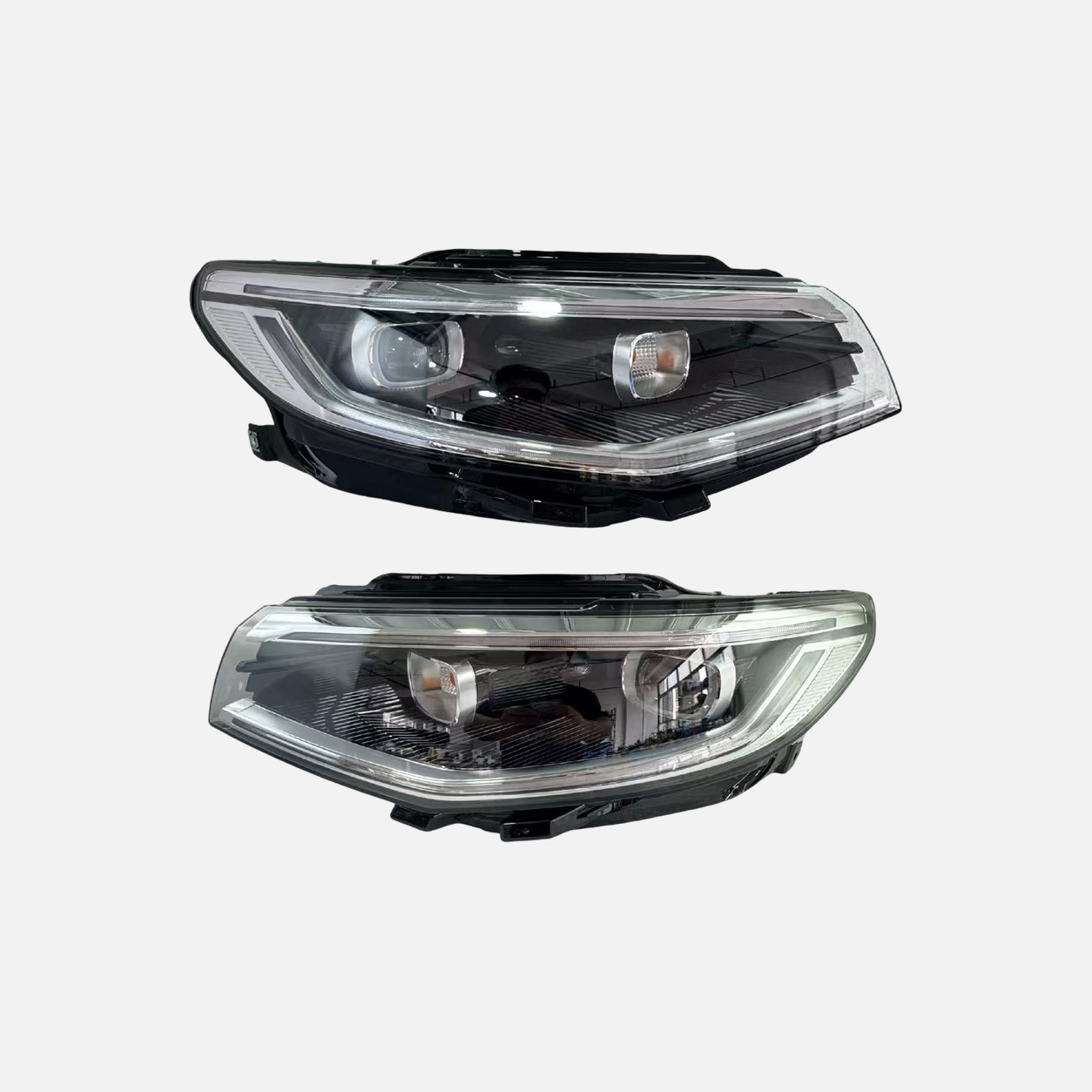 Volkswagen Bora 2022–2023 Headlight Assembly — ZH-BR-06 product image 1