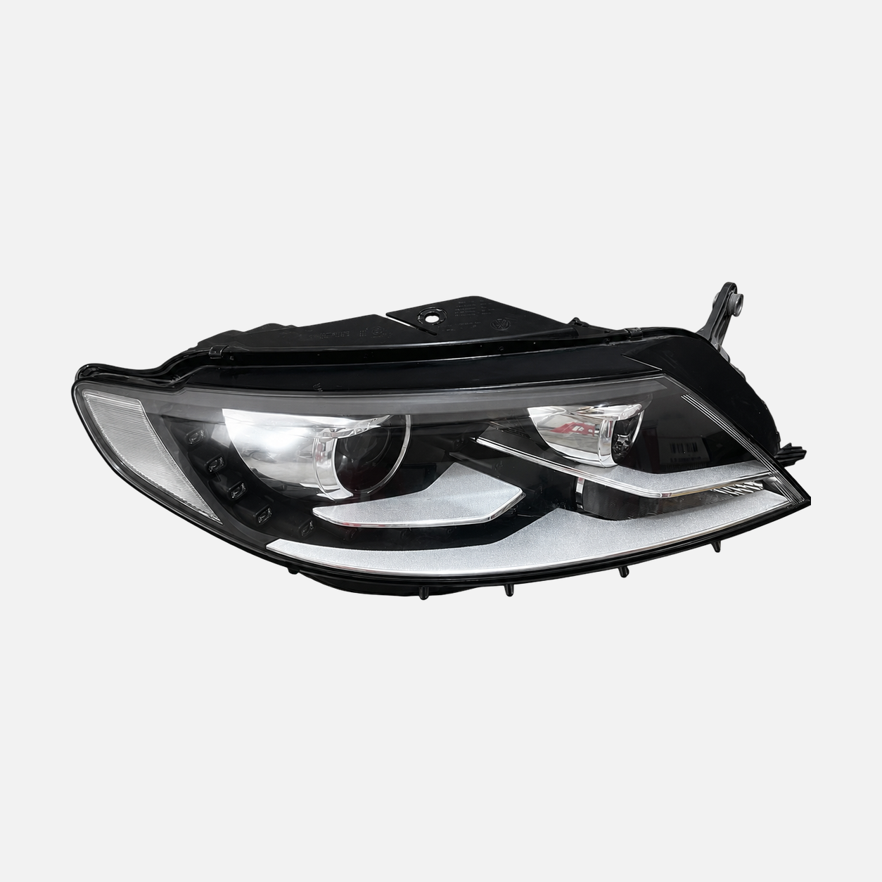 Volkswagen CC 2013 Headlight Assembly — ZH-CC-03 product image 1