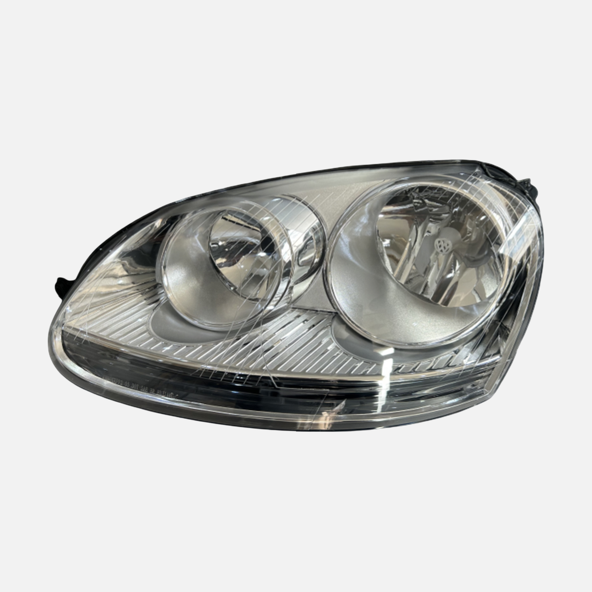 FANCHANTS halogen headlight assembly for Volkswagen Jetta 2009–2011 — silver reflector front view, ZH-JT-01 product image 1