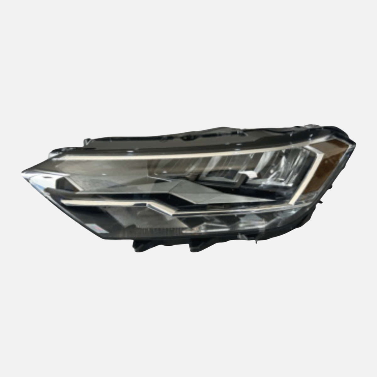 FANCHANTS Volkswagen Jetta 2019–2024 US halogen headlight assembly front view — ZH-JT-16 product image 1