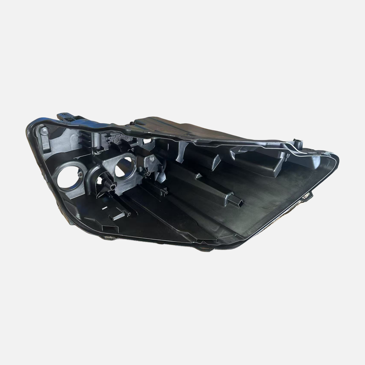 FANCHANTS aftermarket headlight housing compatible with Volkswagen Jetta 2019–2024 USA halogen lamps — ZH-JT-20 product image 1