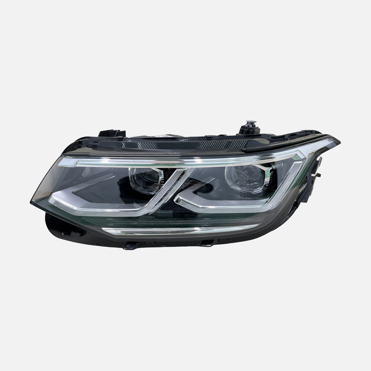 Volkswagen Tiguan 2022 Headlight Assembly - ZH-TG-23 product image 1